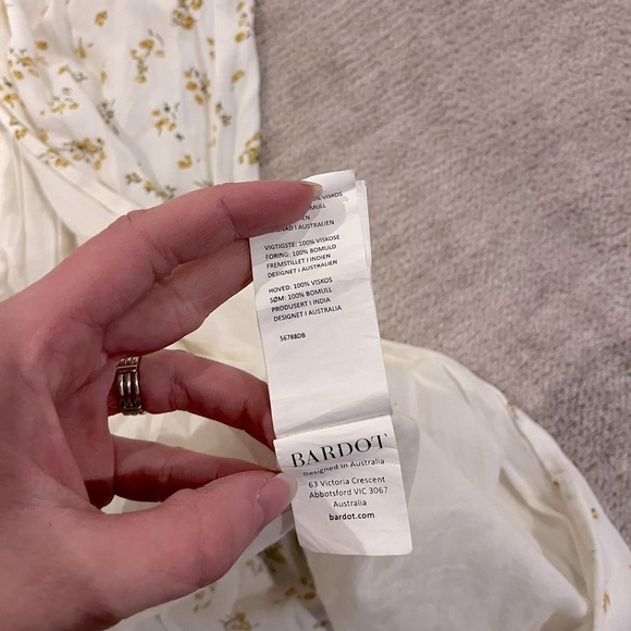 Bardot ditsy floral midi dress in ditsy fl Style # 56788DB Cottagecore - Picture 7 of 8